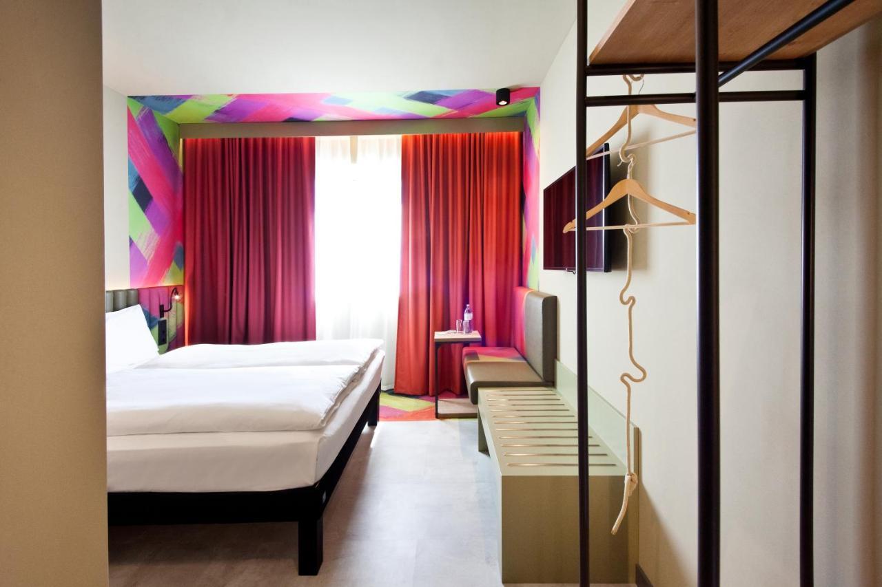 Ibis Styles Parndorf Neusiedler See Dış mekan fotoğraf