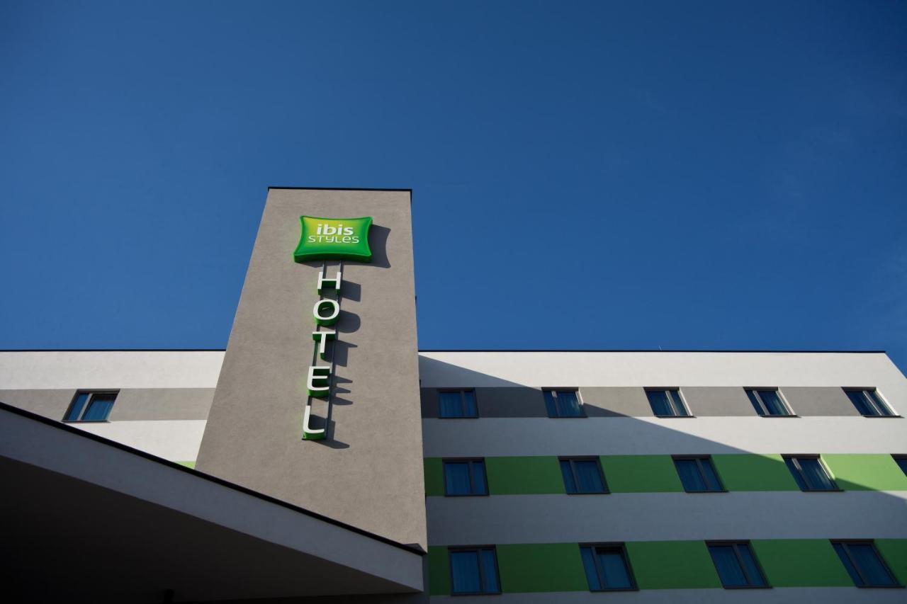 Ibis Styles Parndorf Neusiedler See Dış mekan fotoğraf