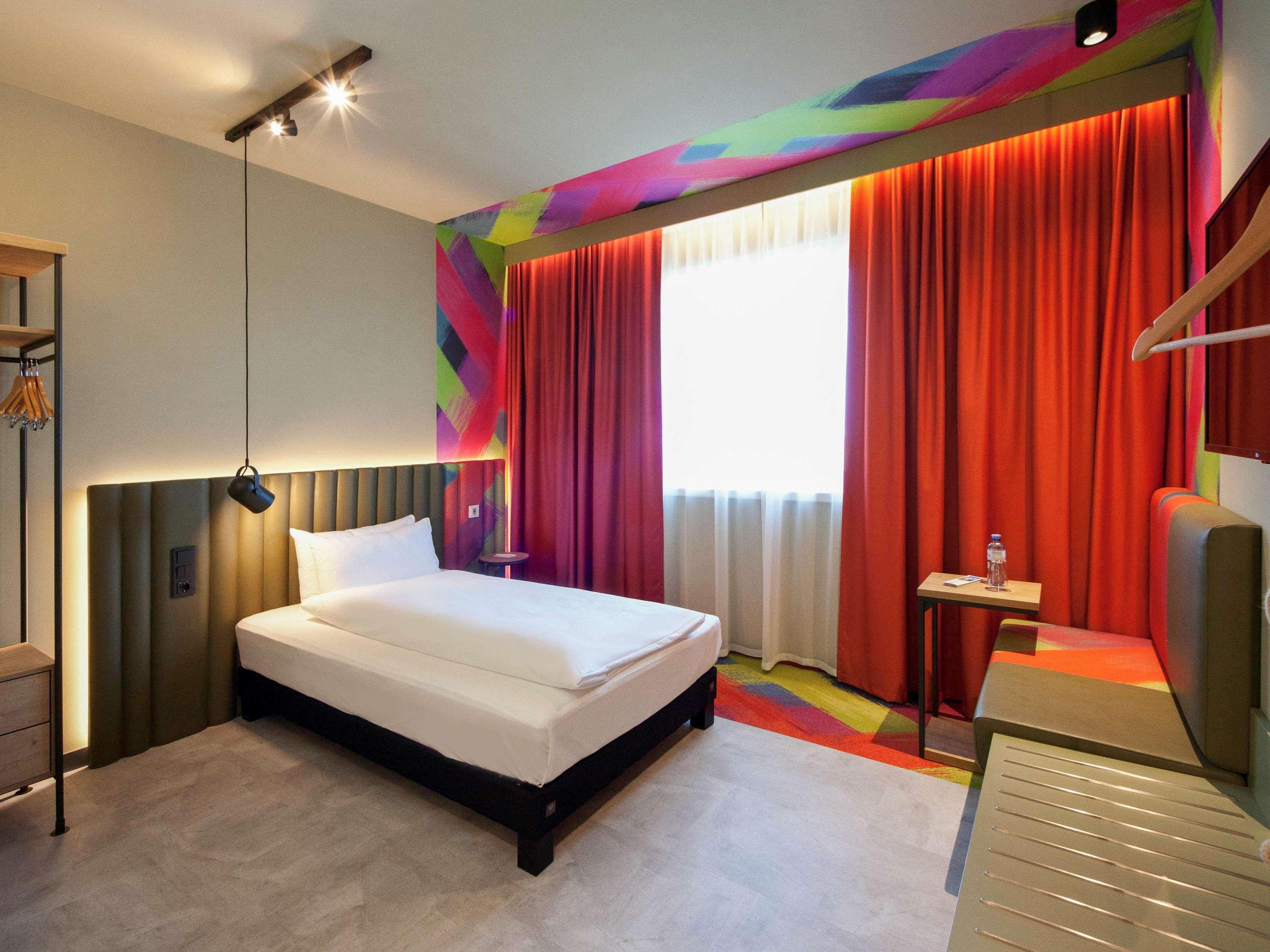 Ibis Styles Parndorf Neusiedler See Dış mekan fotoğraf