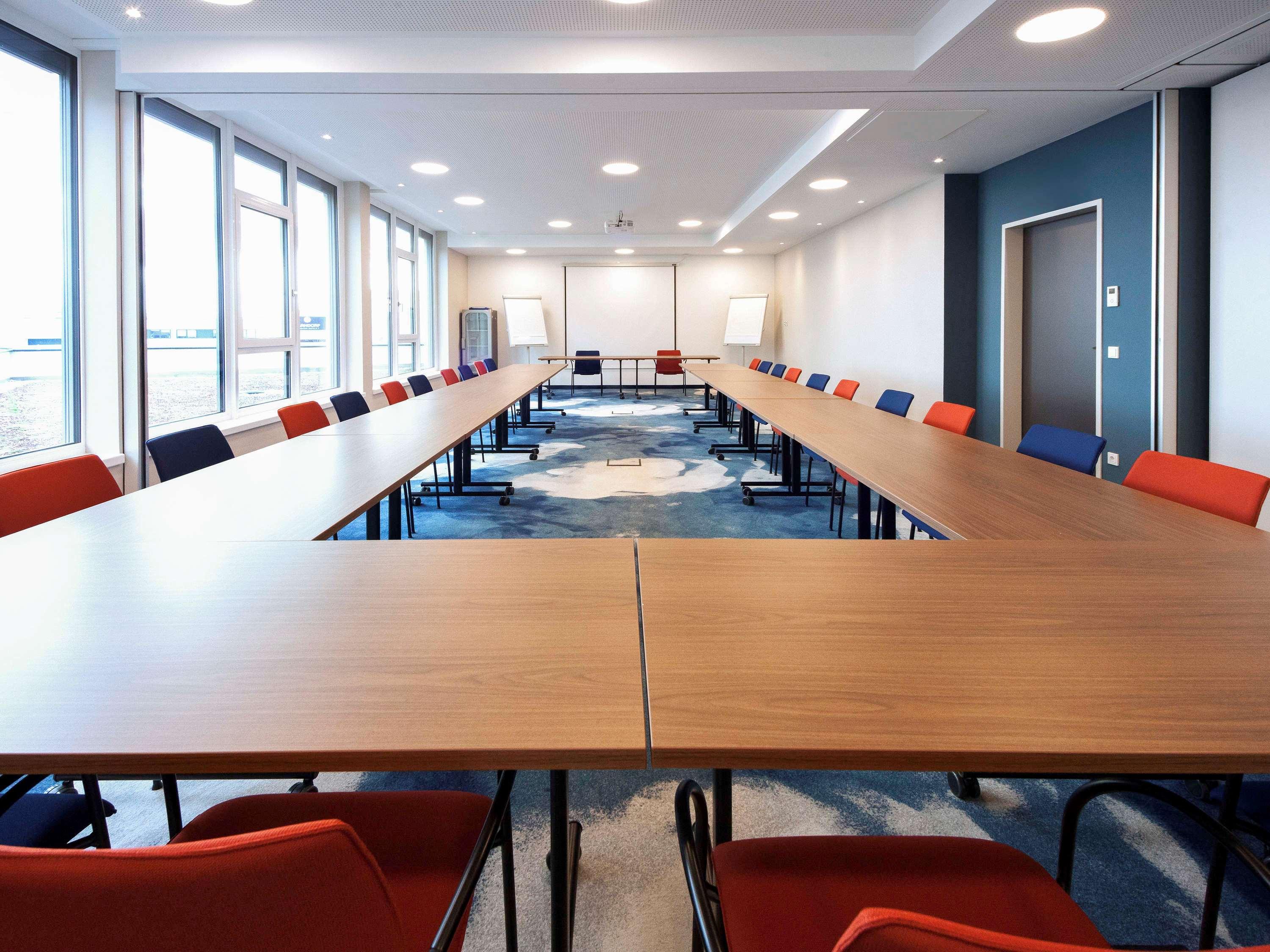 Ibis Styles Parndorf Neusiedler See Dış mekan fotoğraf