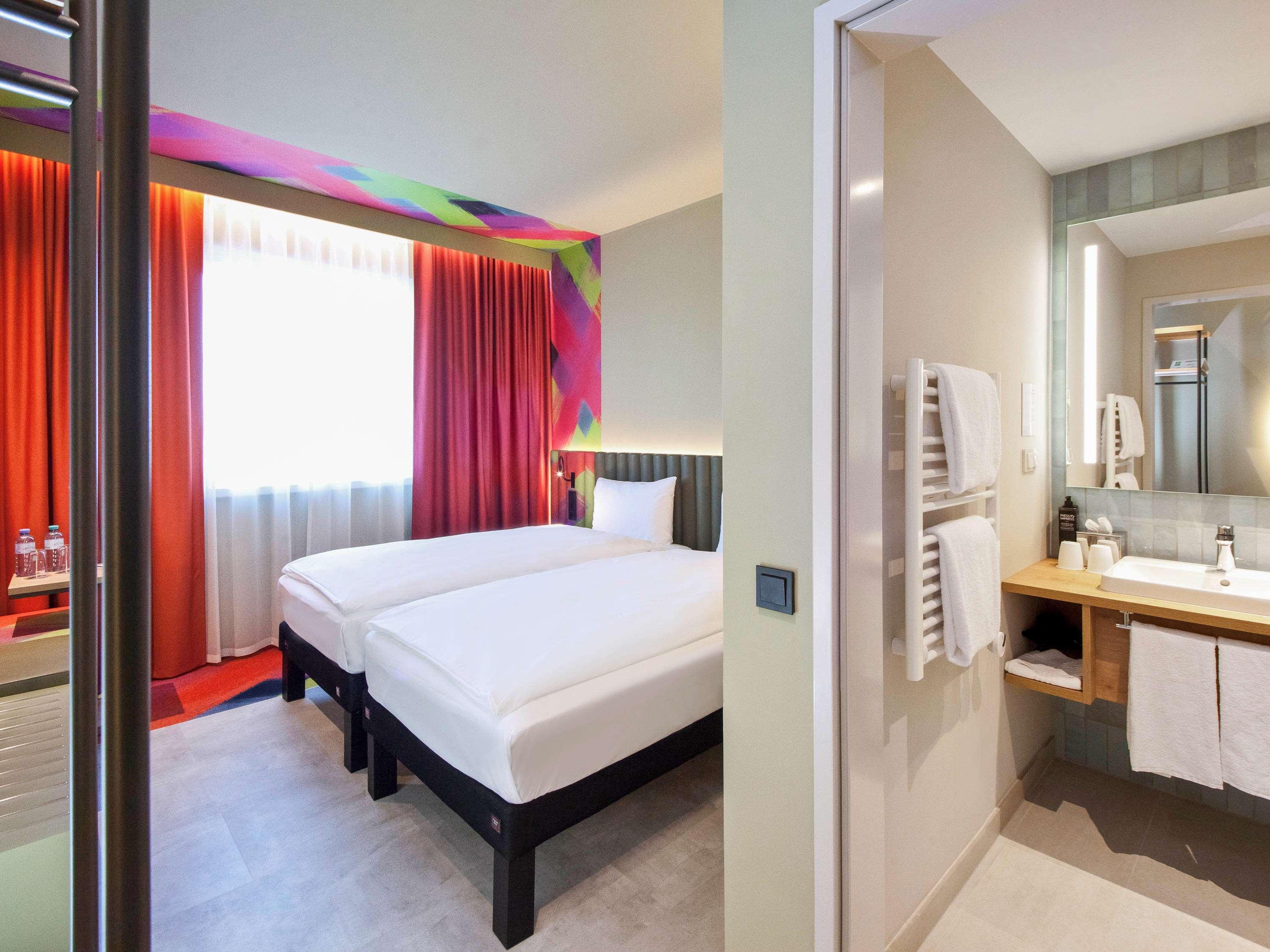 Ibis Styles Parndorf Neusiedler See Dış mekan fotoğraf